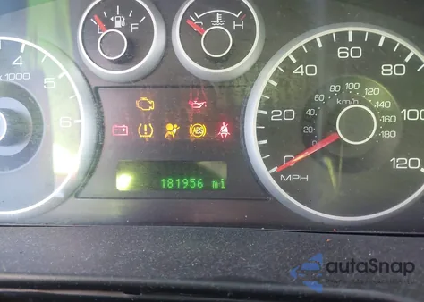 2009 Ford Fusion z USA, uszkodzony, nr VIN 3FAHP081X9R211429